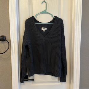 PINK oversized knit sweater v neck small